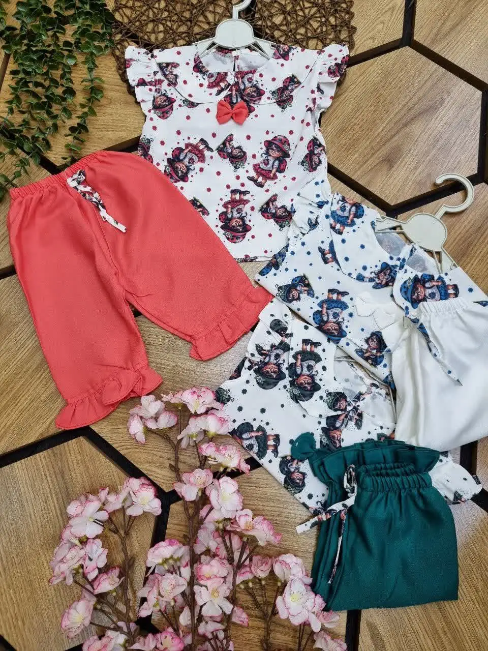 🇮🇷🧥🧶👗👚🎽👕👖👔💎
