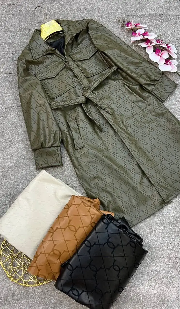 نام: مانتو چرم مدیسون
