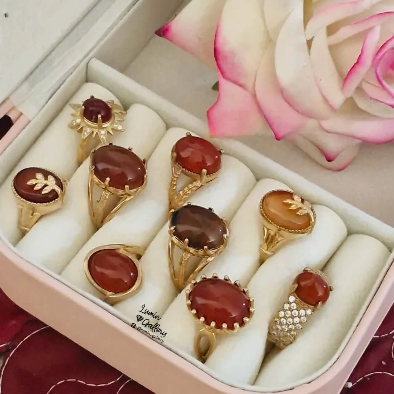 عجب عکسایی گرفتم😁😍
