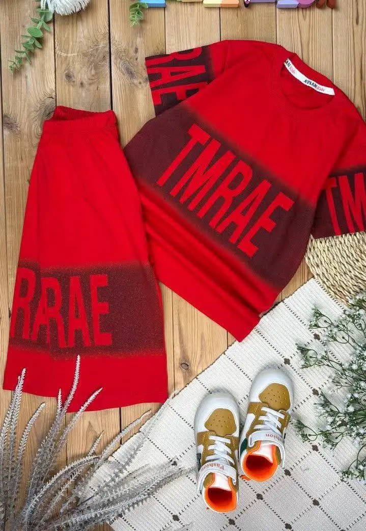 مدل به این زیبایی حیف نیست بچه هاتون ست نباشن 😜☺️☺️
