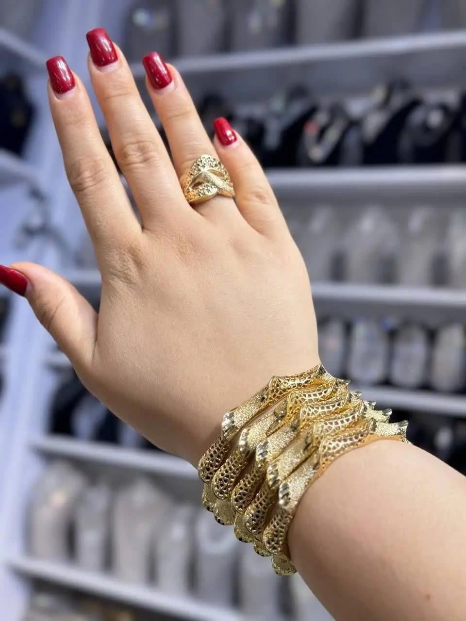 🔴 دستبند قفل دار فیوژن طرح طلا