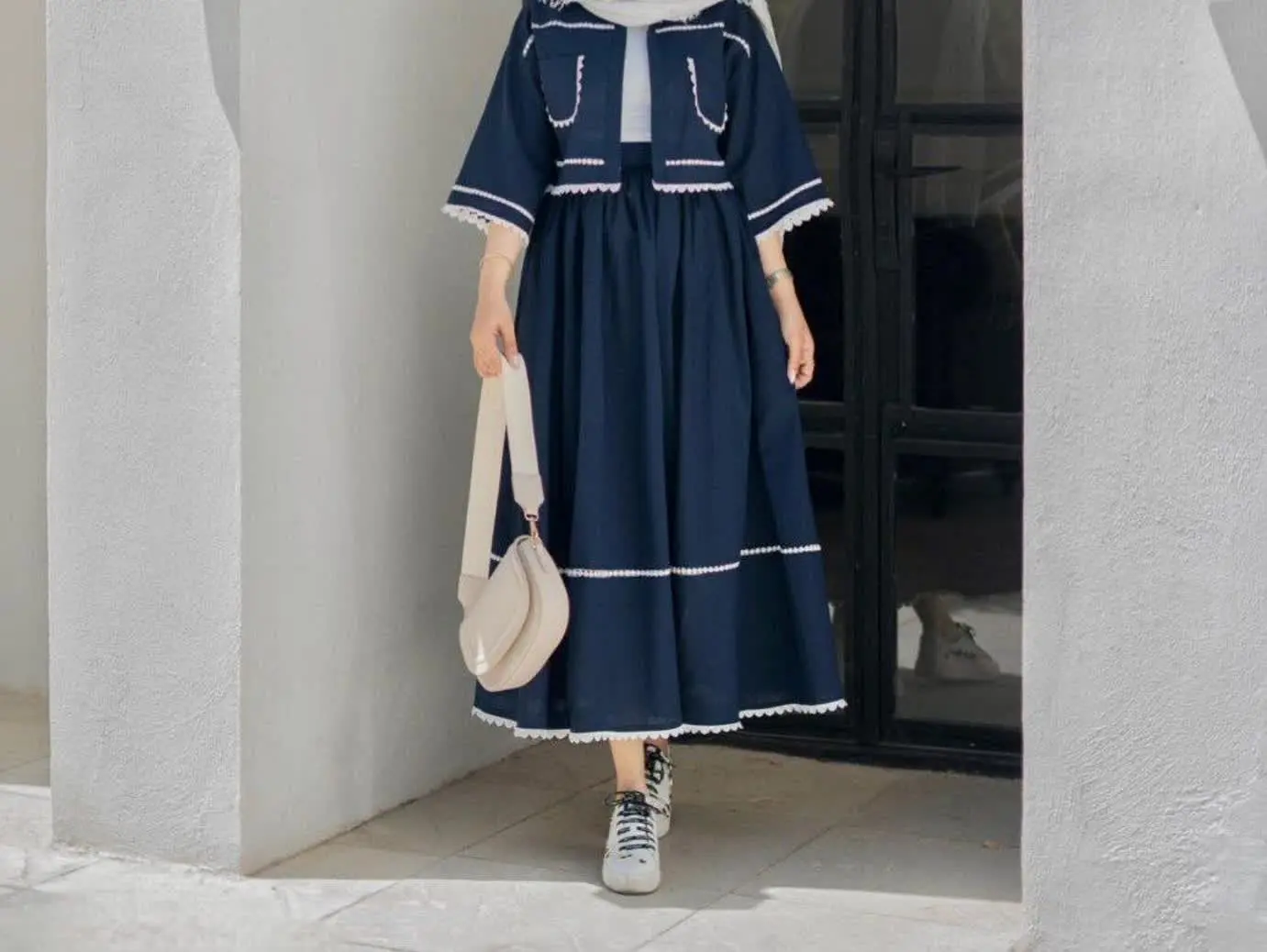 با هر نسیم، لینن جان تازه ا...