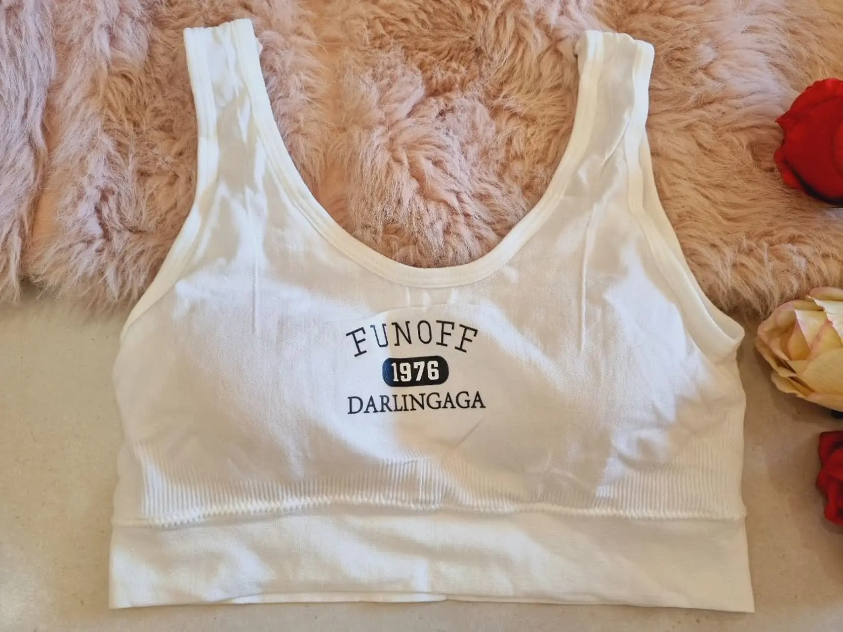 نیمتنه تمام کش مخصوص ورزشکارا🤩
