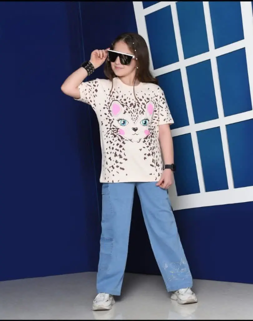 👧 تیشرت شلوار جین❤️
