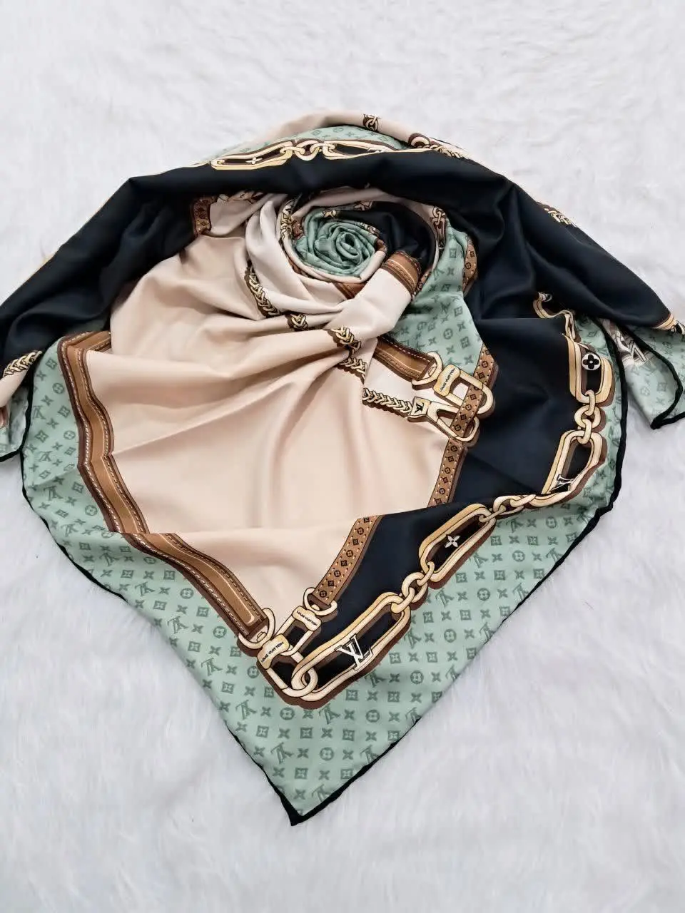 #روسری ابریشم توییل #حجاب
