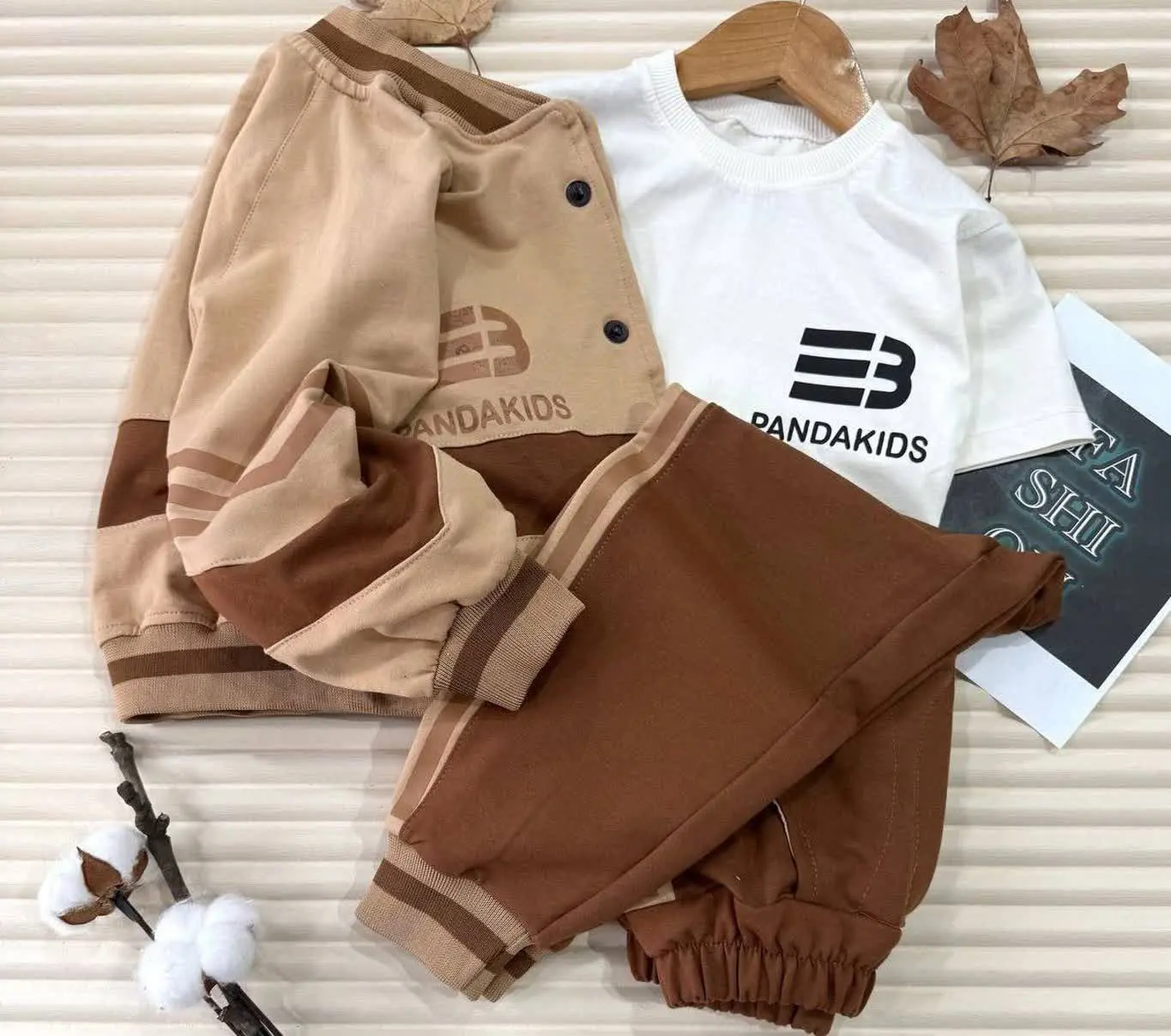 ☀️رنگ: سبز، قهوه ای، مشکی، آبی