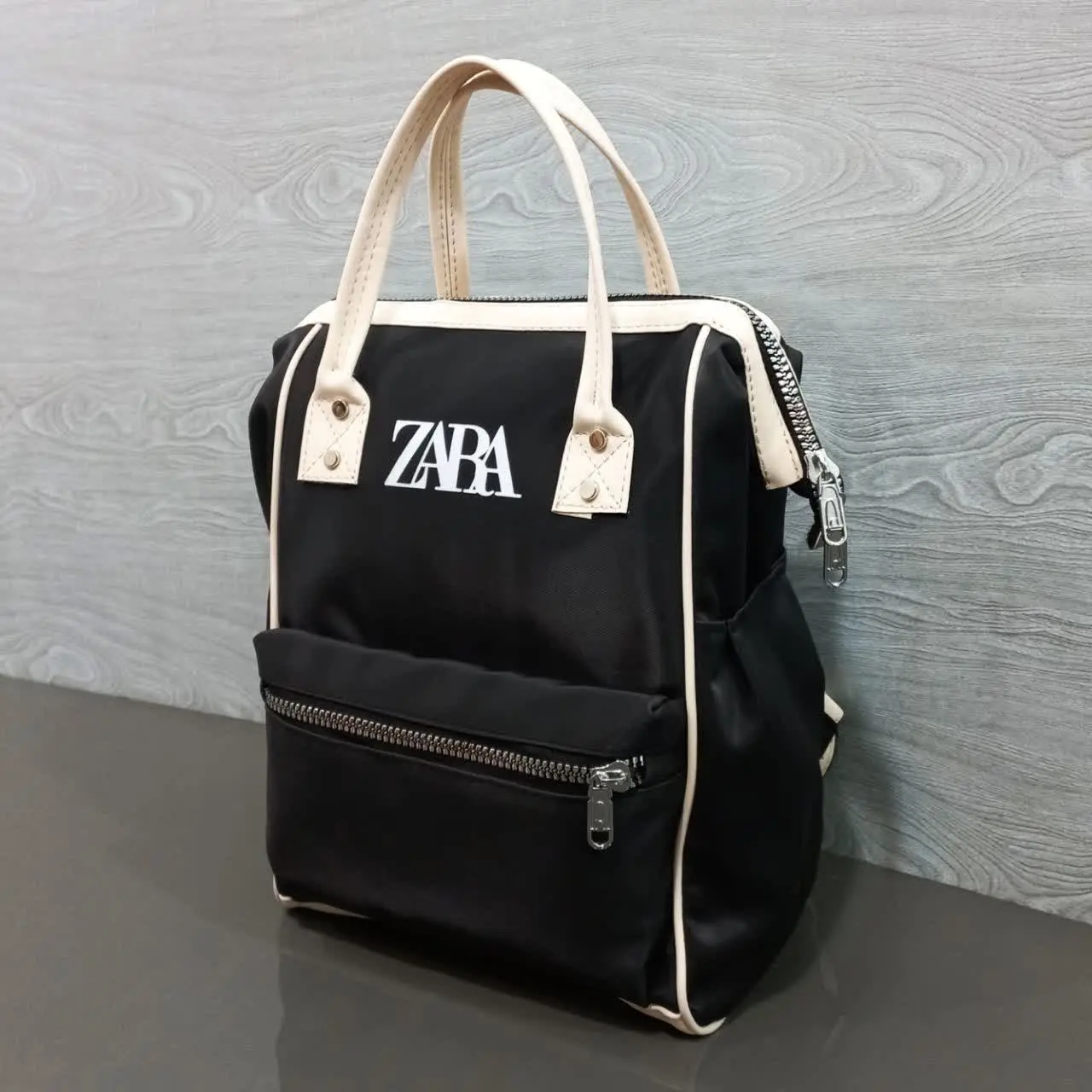 بصورت کوله و دستی میشه استف...