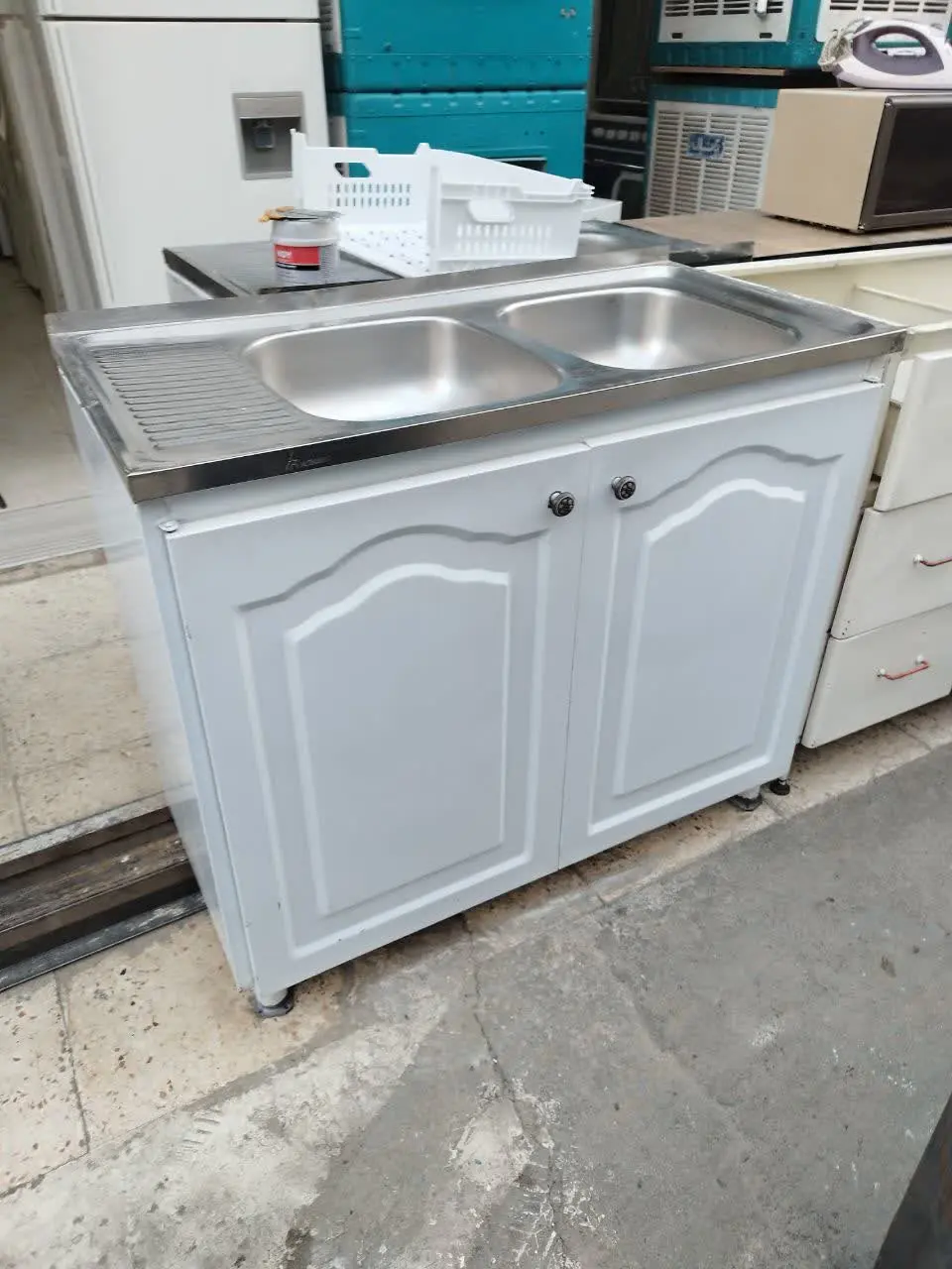 یک متر در حد نو با سینگ یک...