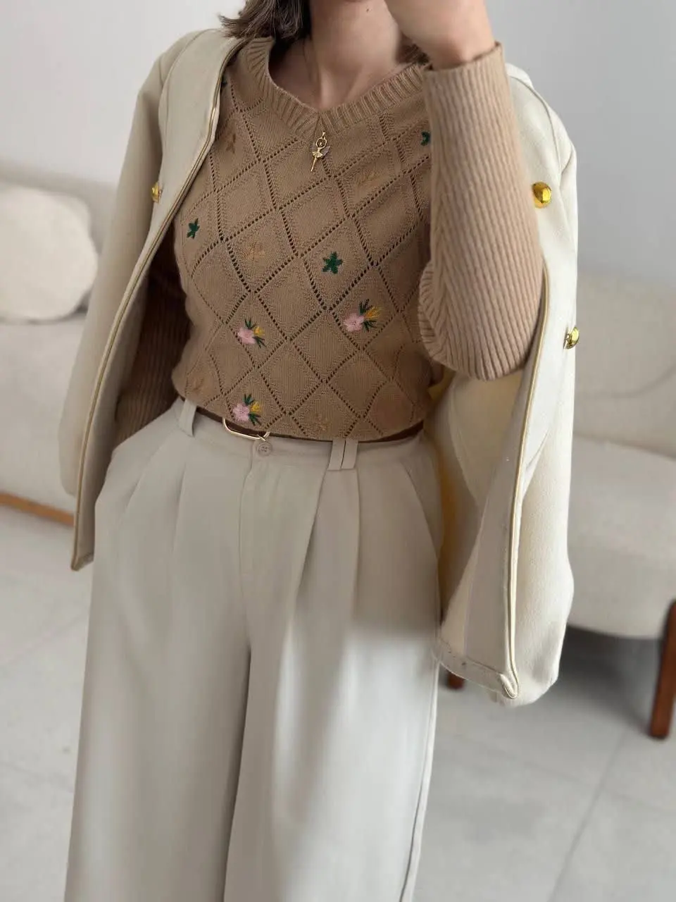 بافت شیک و مجلسی، گلدوزی شده😘