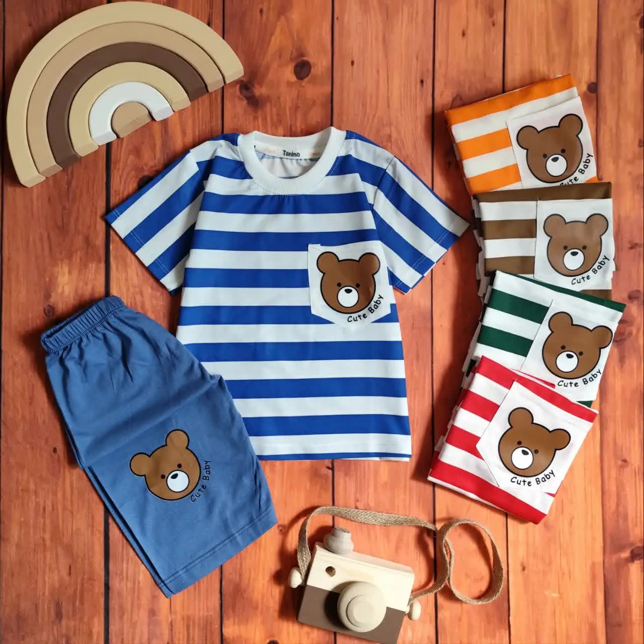 😍ست تیشرت وشلوارک راه راه خرسی، جنس پنبه یک رو با کیفیت عاااالی 👌
