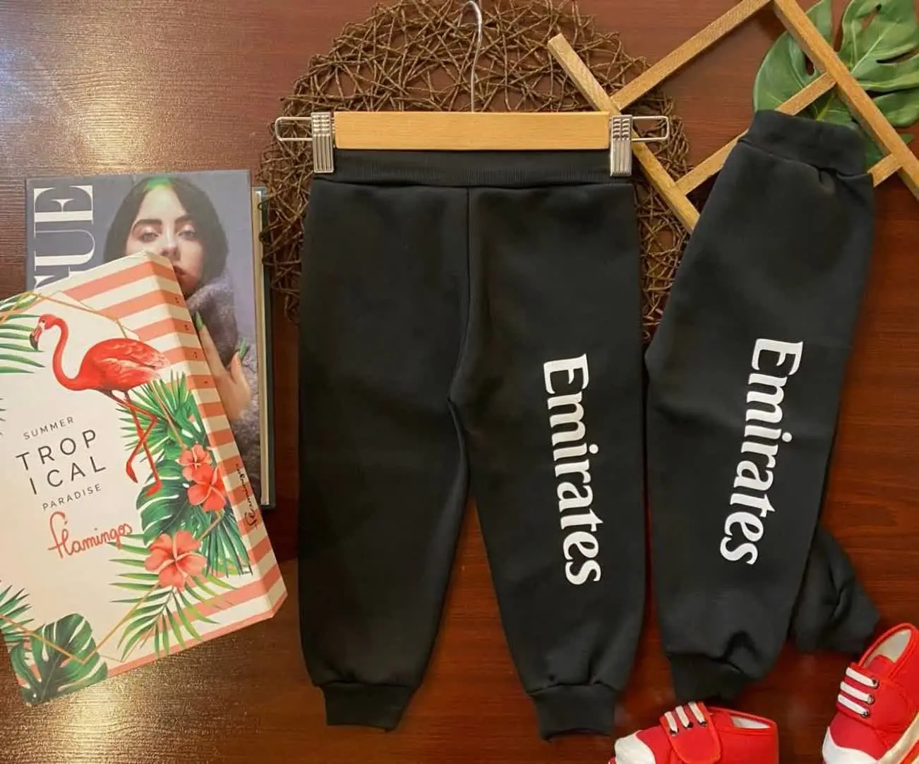 پسر شلوار داخل کرکی (ردیف ١...