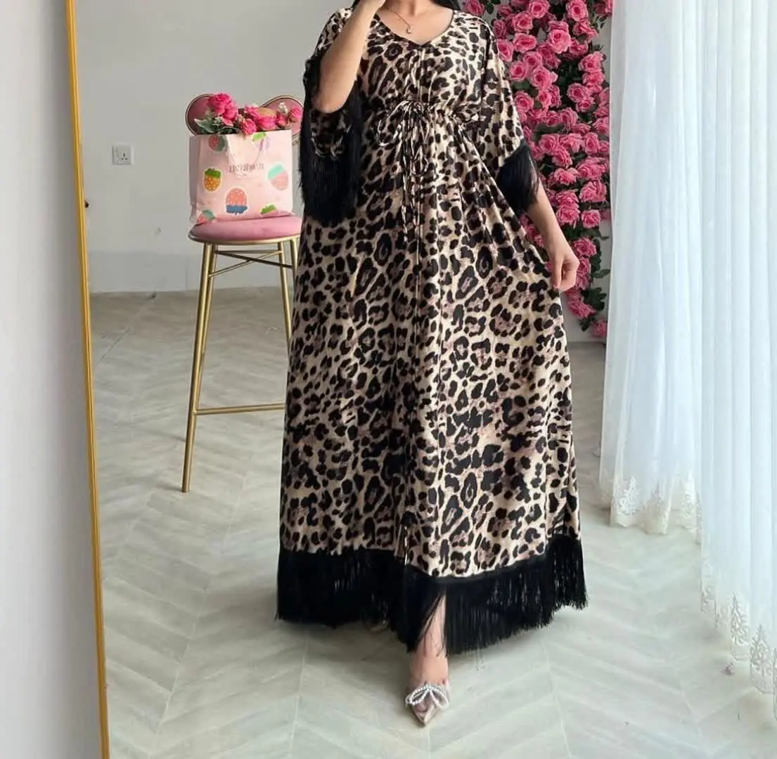 نام: عبا پلنگی 
