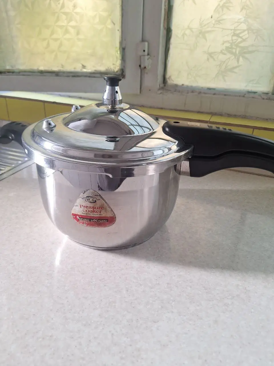 زودپز کف چدن مارک خارجی ۶لی...