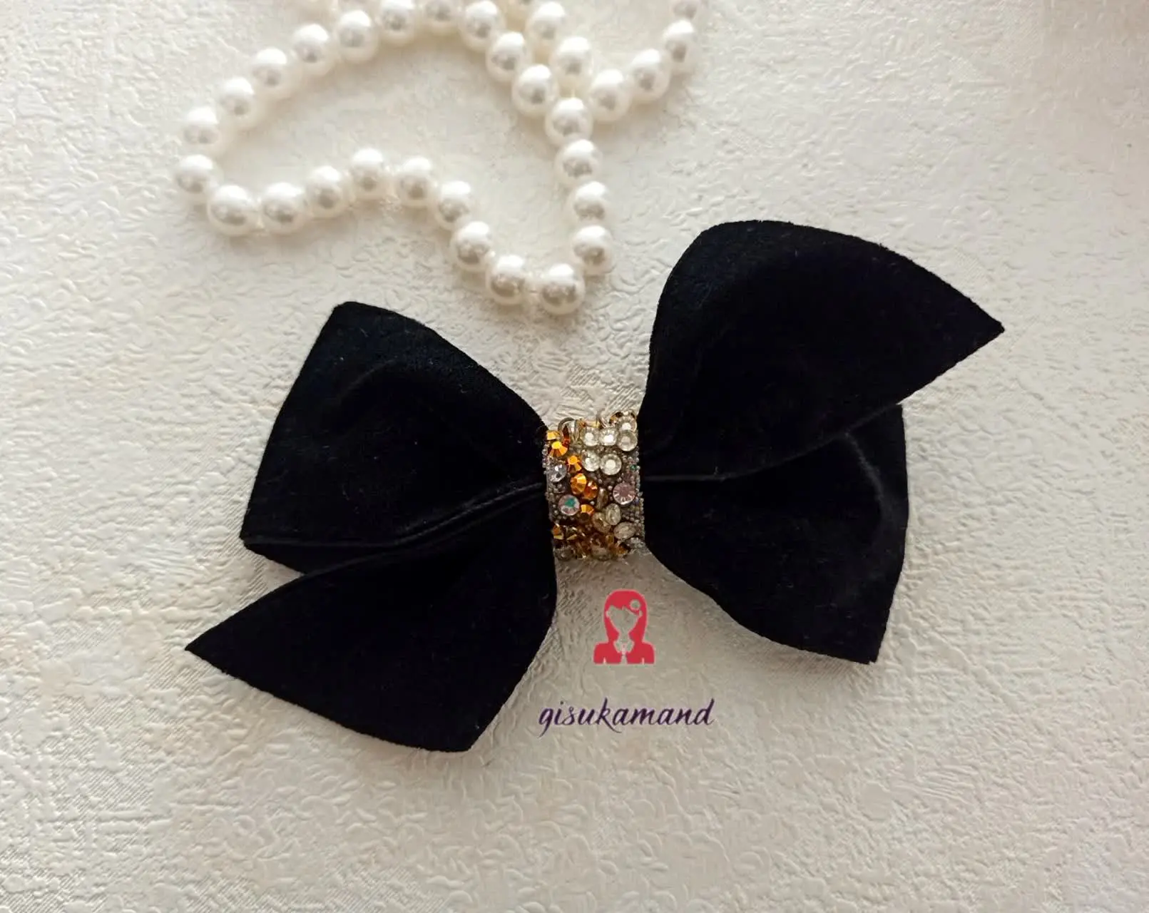 گلسر پاپیون مخمل
