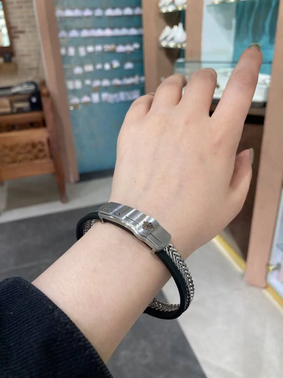 دستبند چرمی برند رولکس
