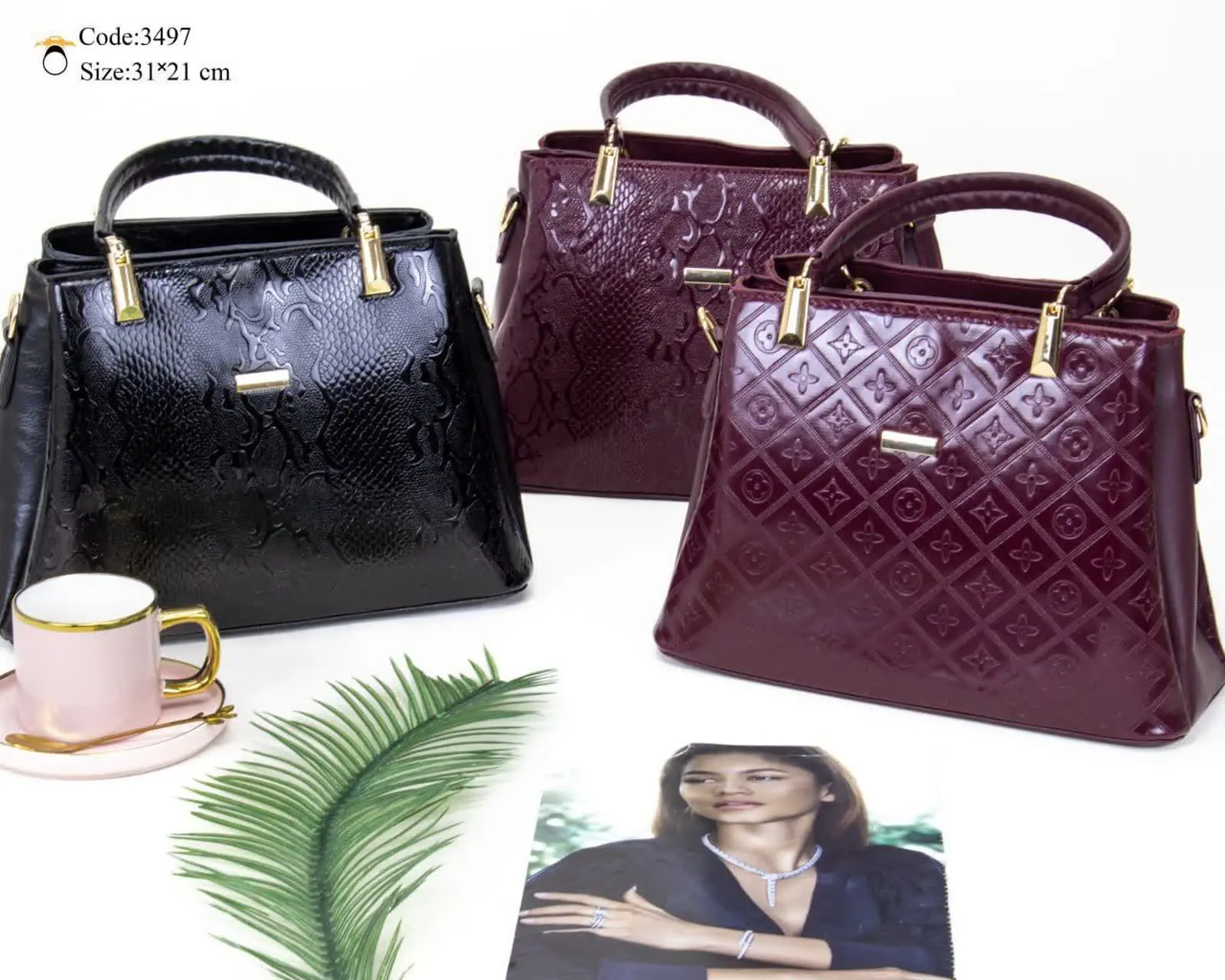 زنانه طرحدار
