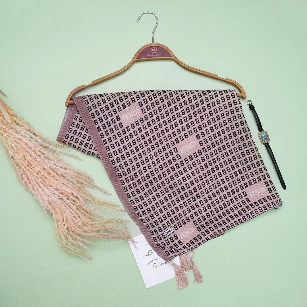 شال برشکا FENDI کد ۹۰۵۲۷۴