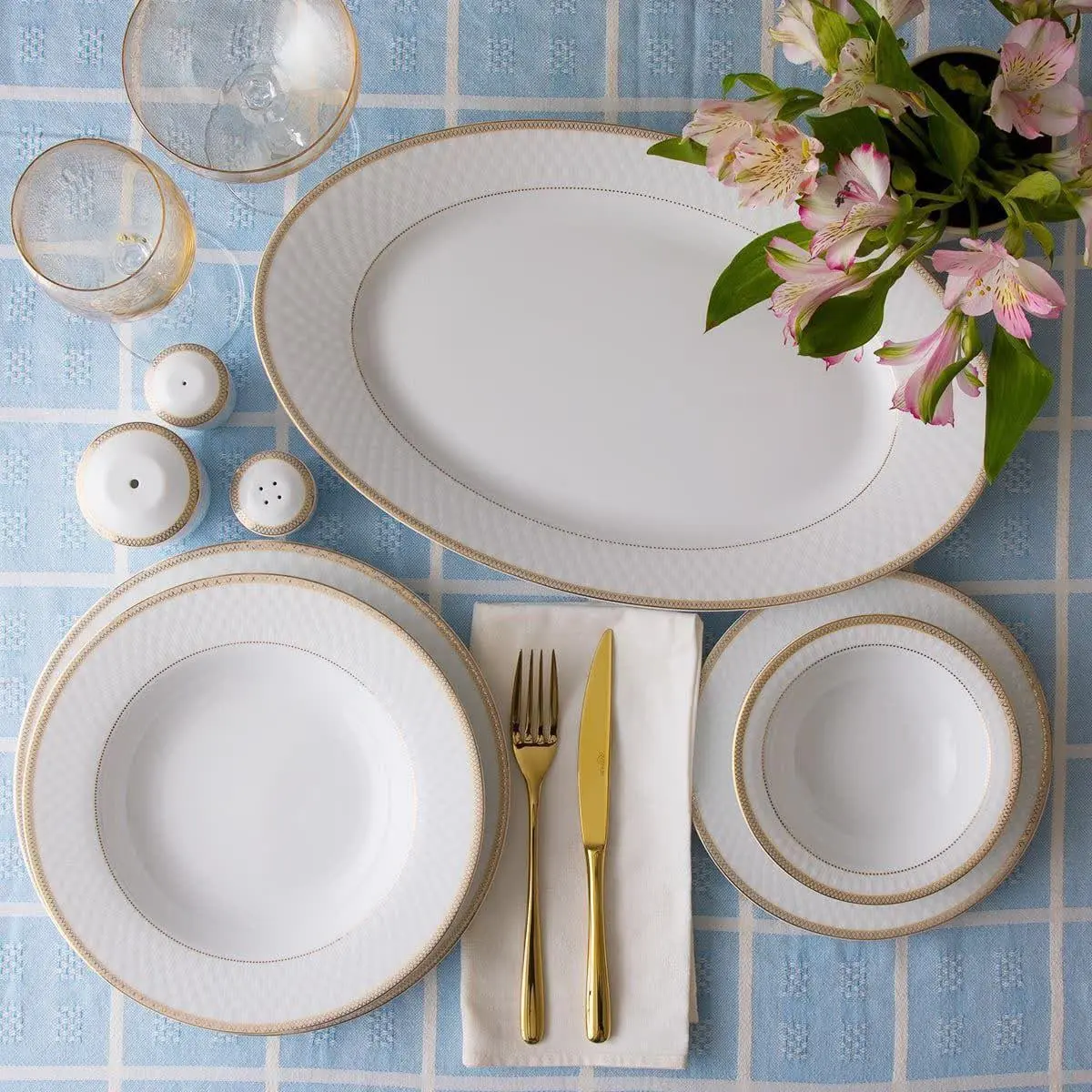 سرویس ۲۸ پارچه قالب رادیانس...