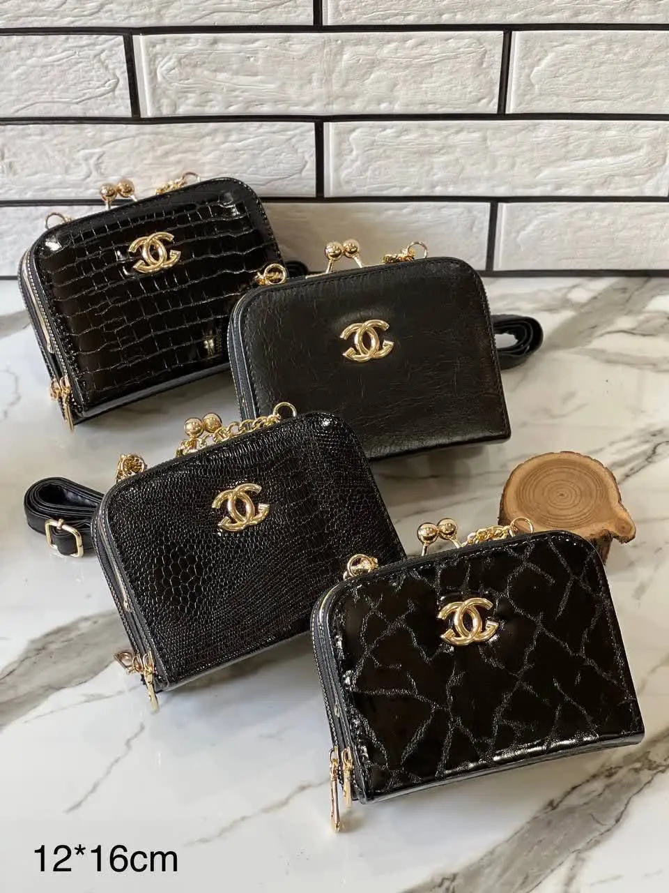 یه کیف کوچیک زیبا مجلسی 
