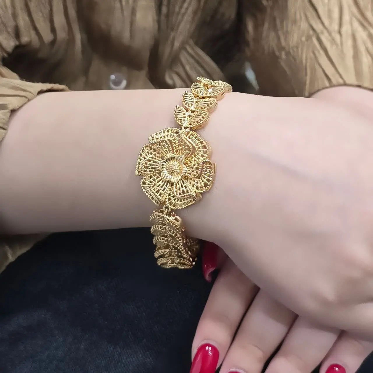 دستبند طرح طلا گندمی جدید 😍