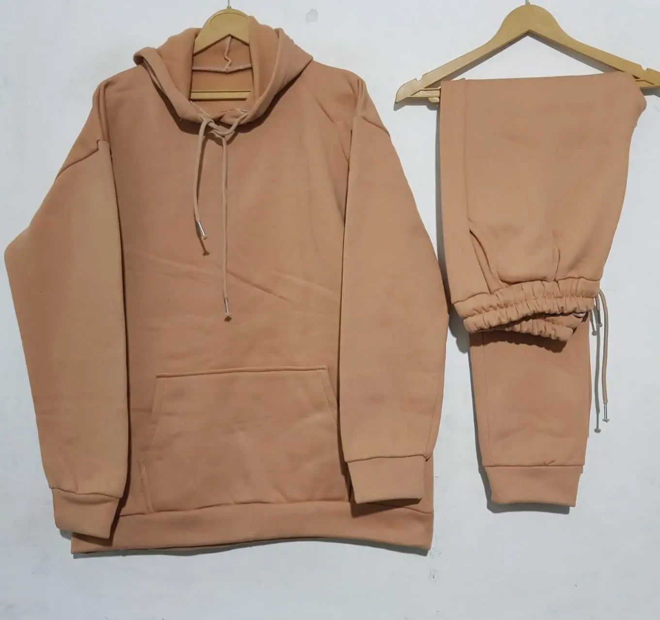 ست هودی و شلوار تو کرکی😍
