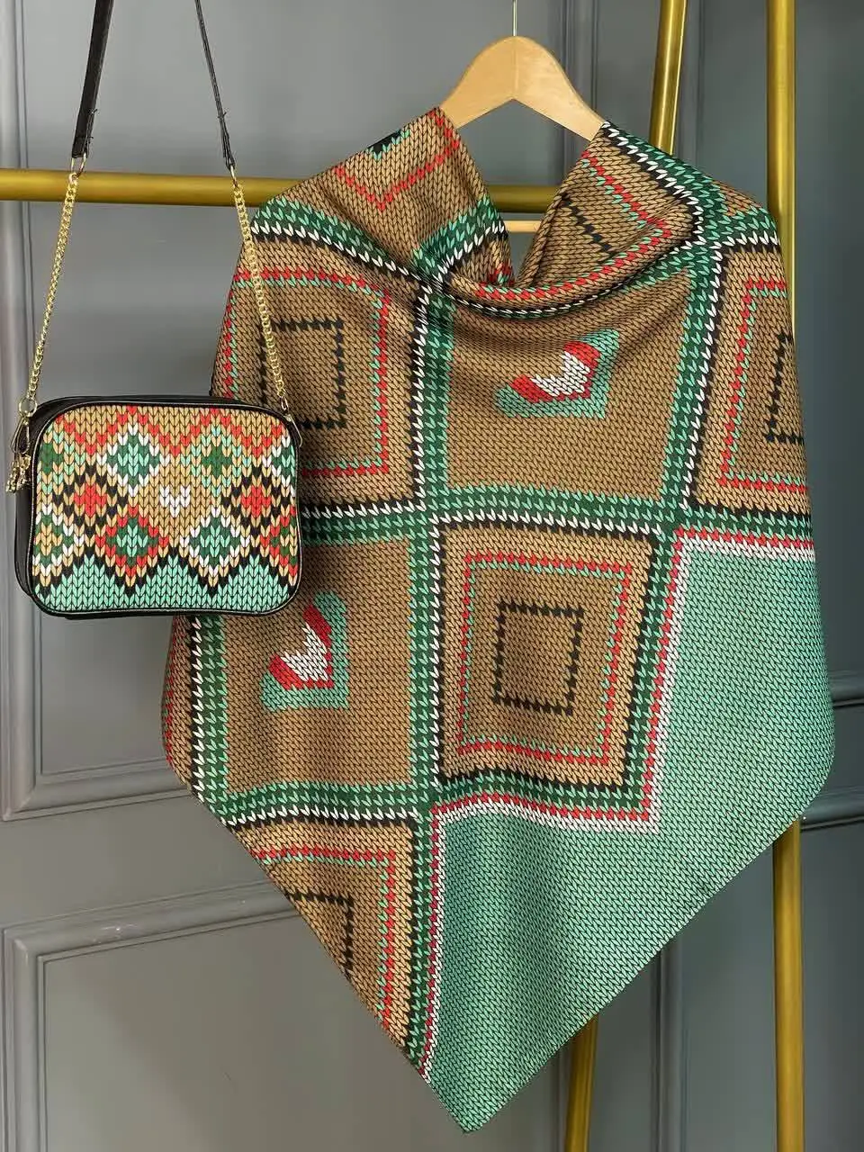 دنیای رنگ در کیف‌های T۵
