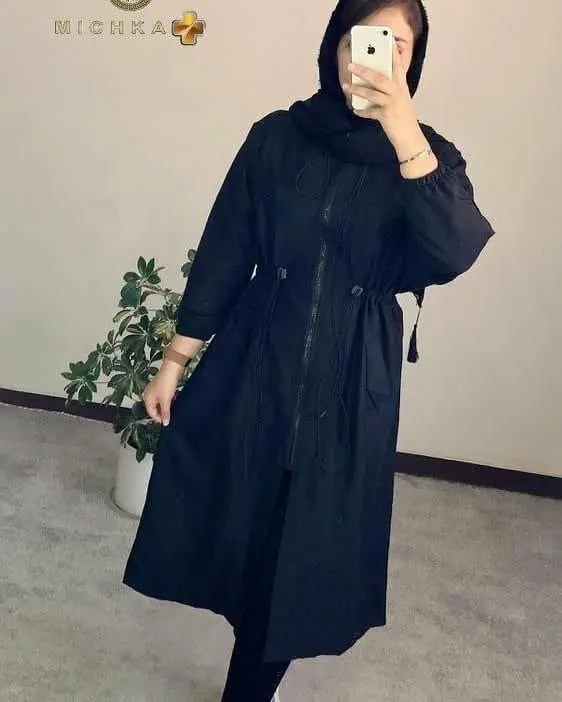 ☔️مانتو بلند کلاهدار مدل نهال
