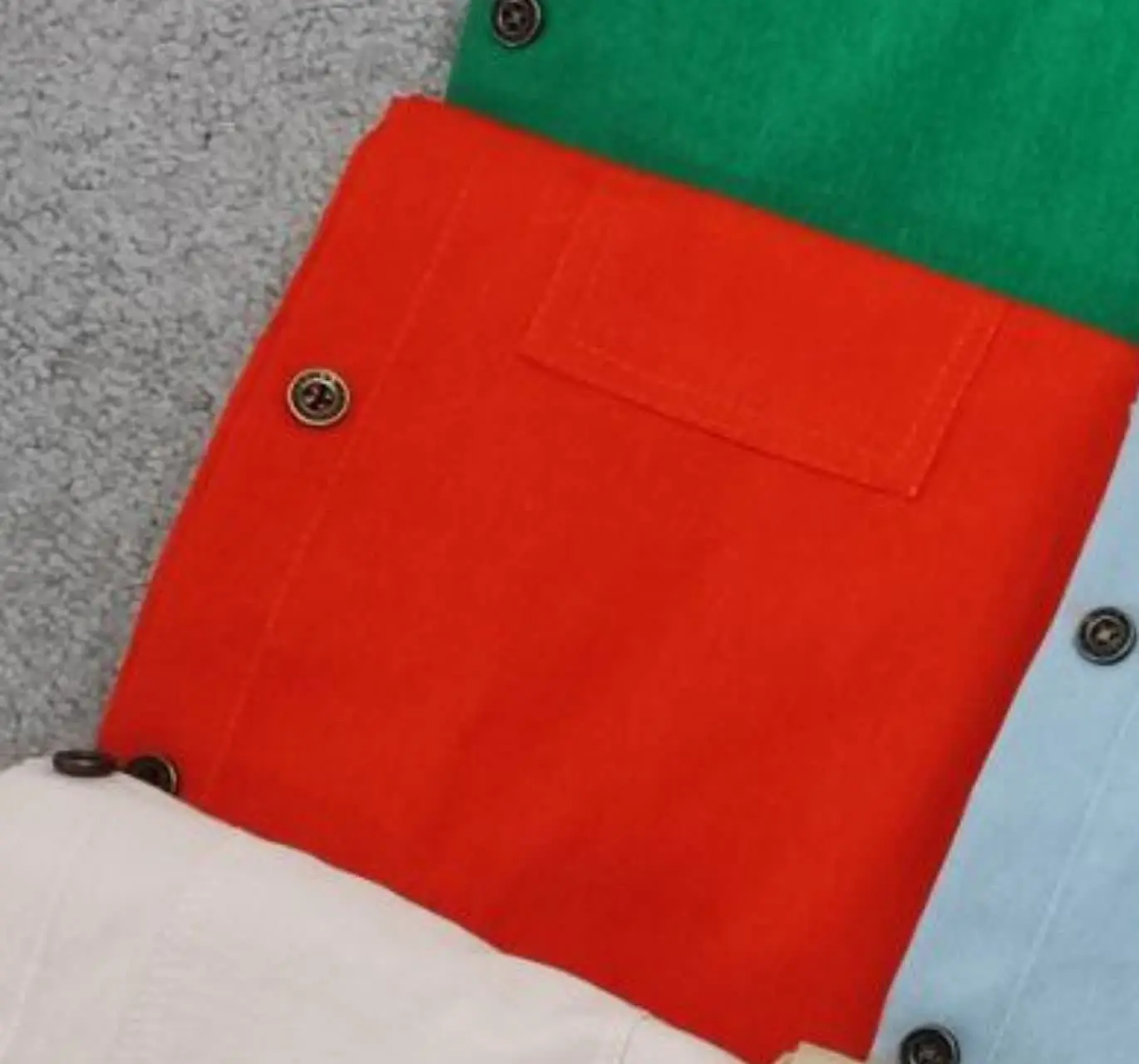 👚 نام: مانتو هلیا