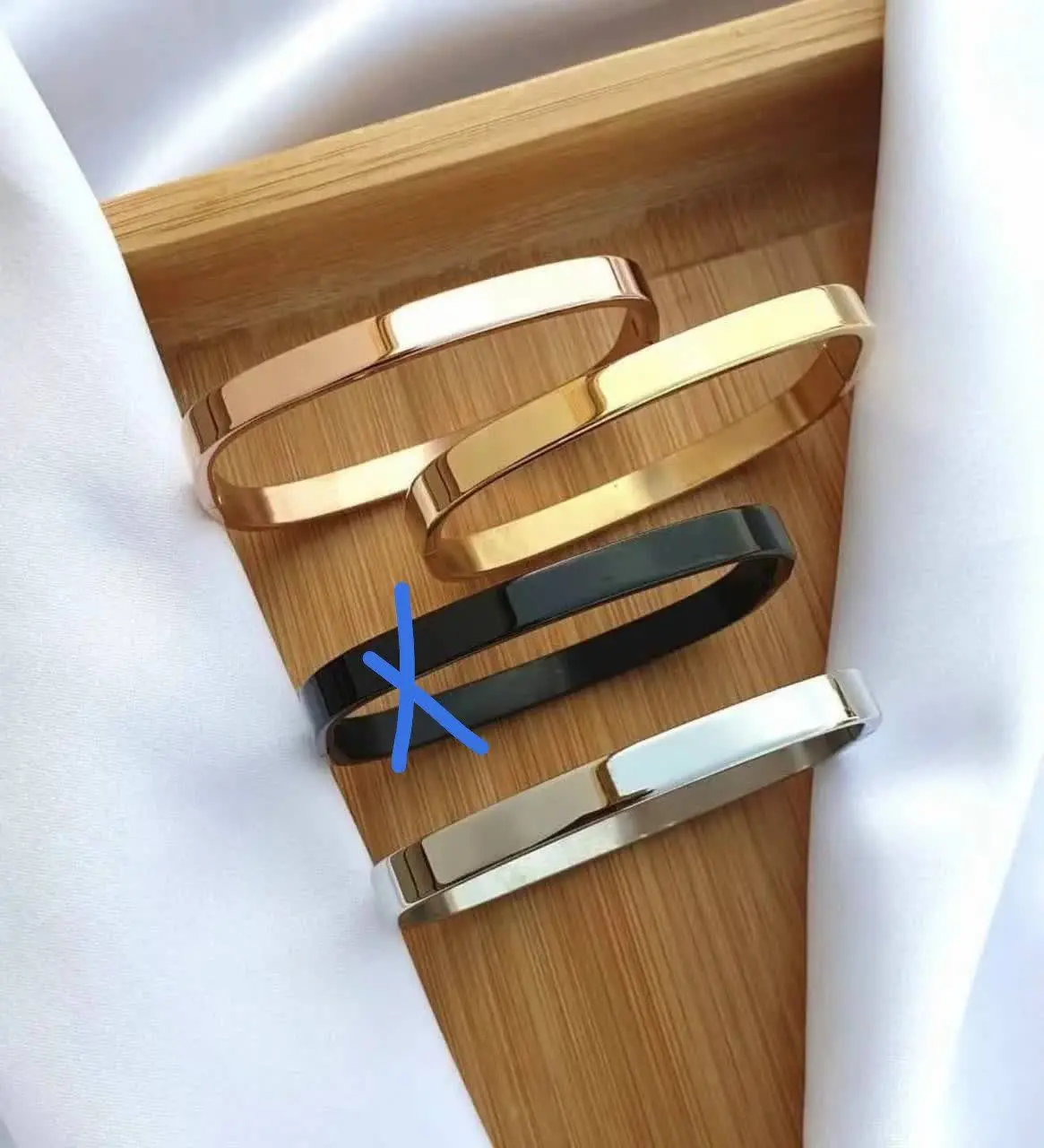 تک پوش آیینه‌ای جذاااااب رسید 🤩
