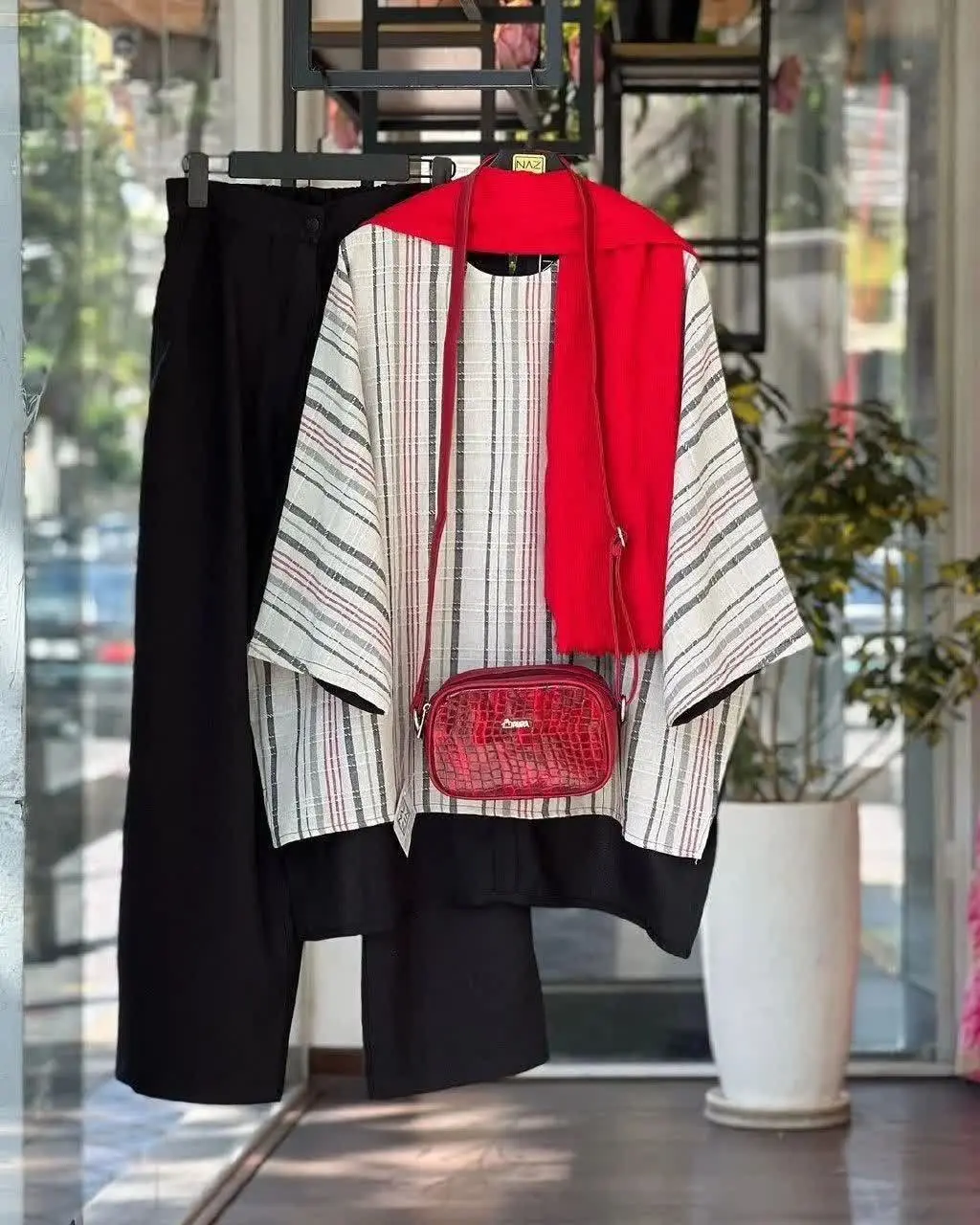 نام: ست نازی
