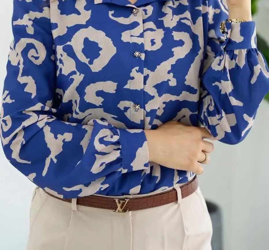 شومیز طرحدار عاااالیمون 😍
