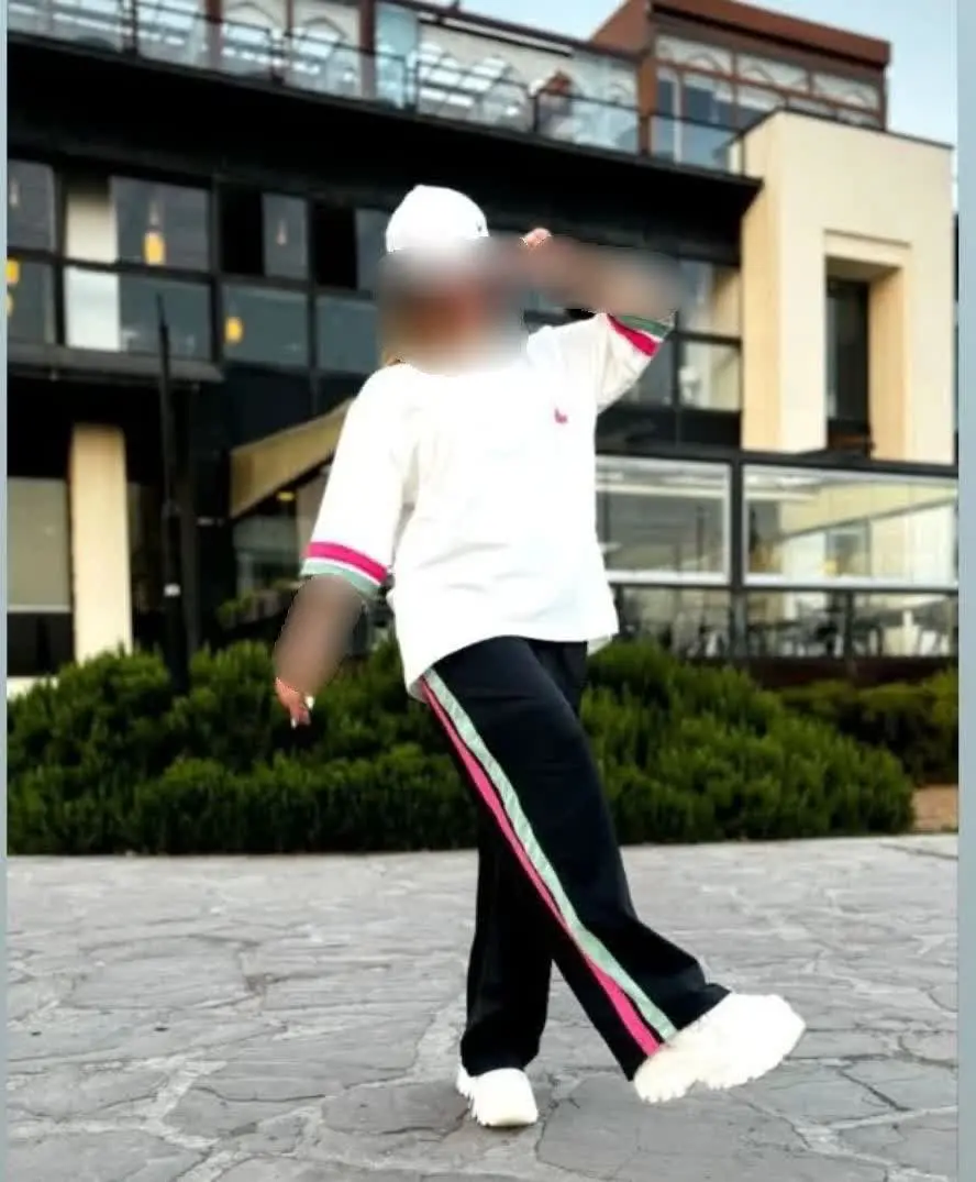 نام: ست نایک گلکسی ۱۵۲۱
