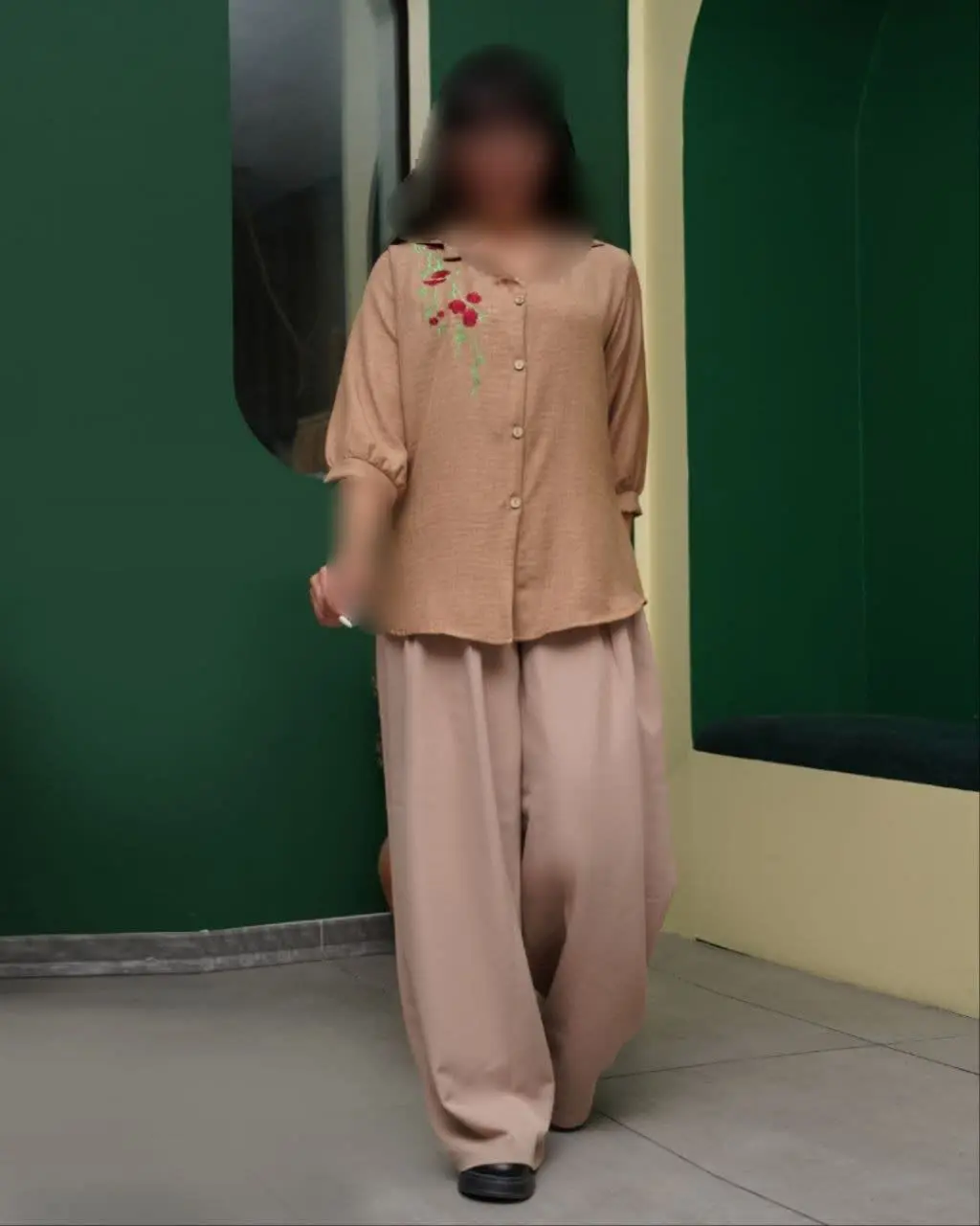 نام: شومیز مانتویی گلدوزی ۱۲۳۶
