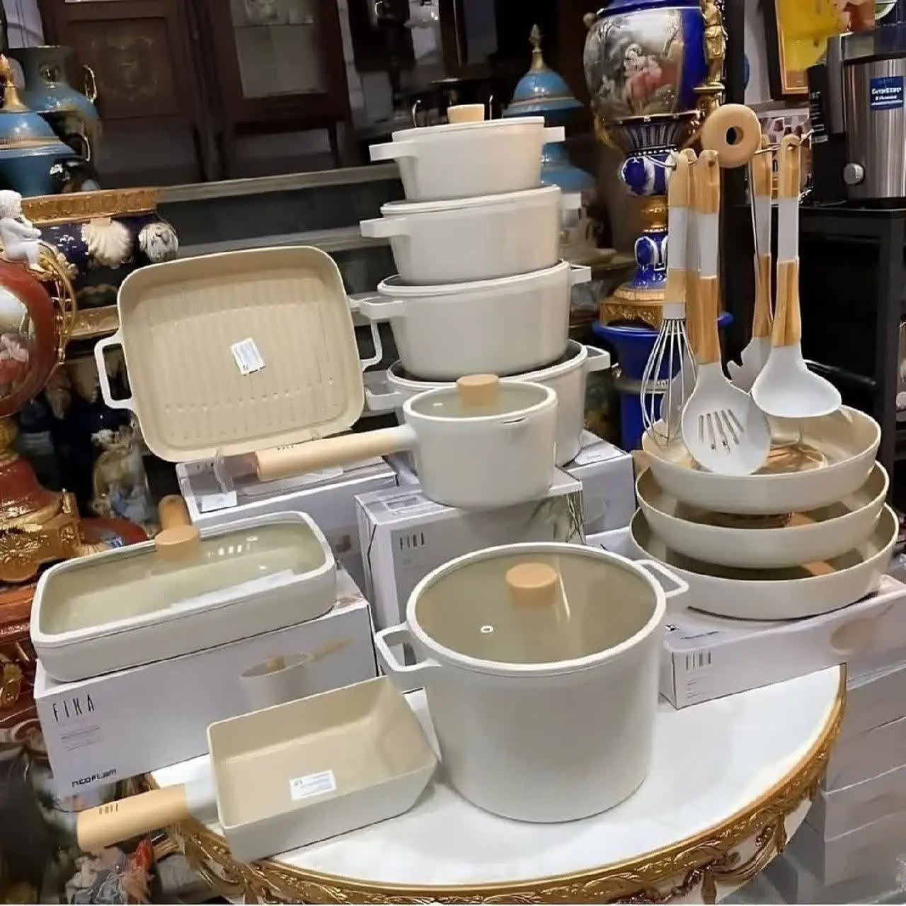 محصولات فیکا
