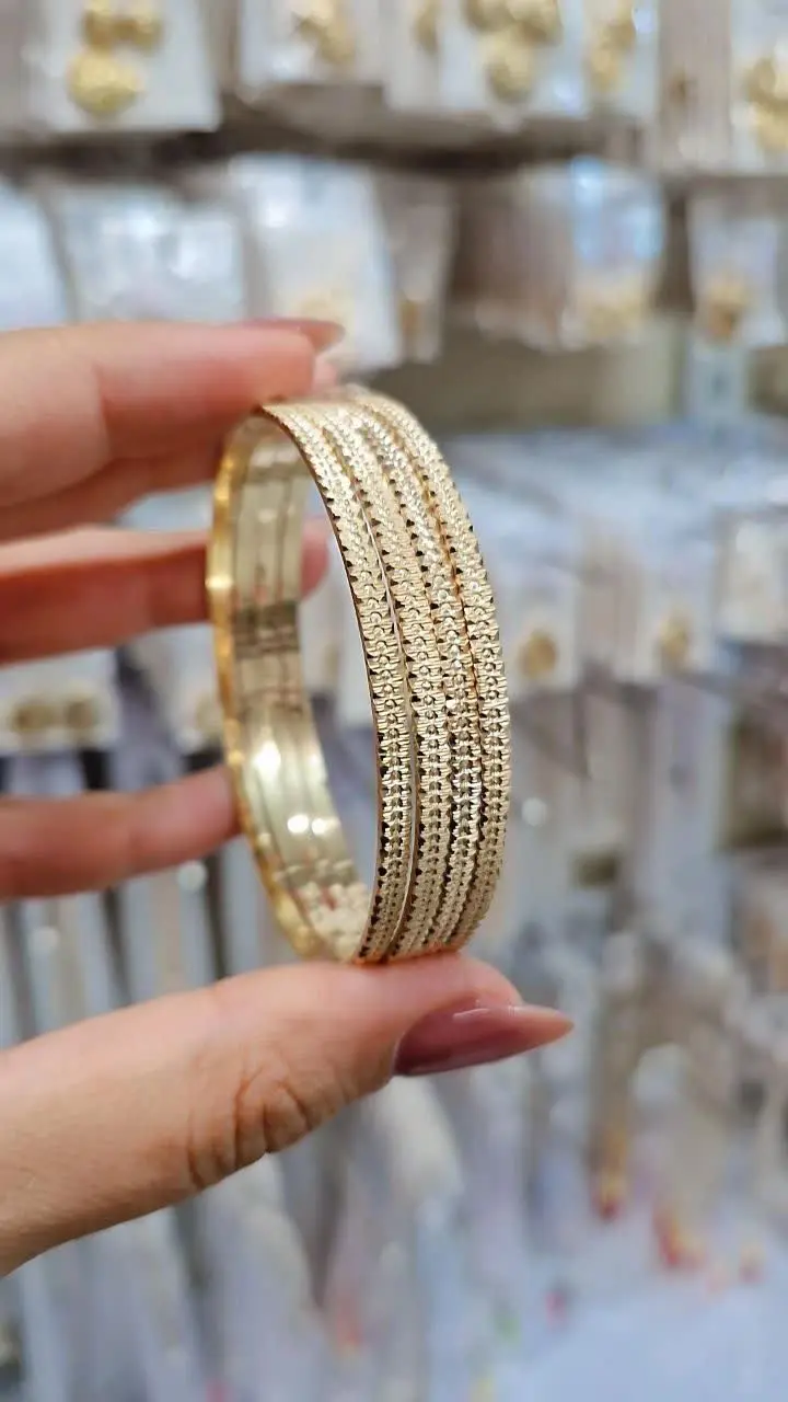 یک پک چهارتایی سایز پنج
