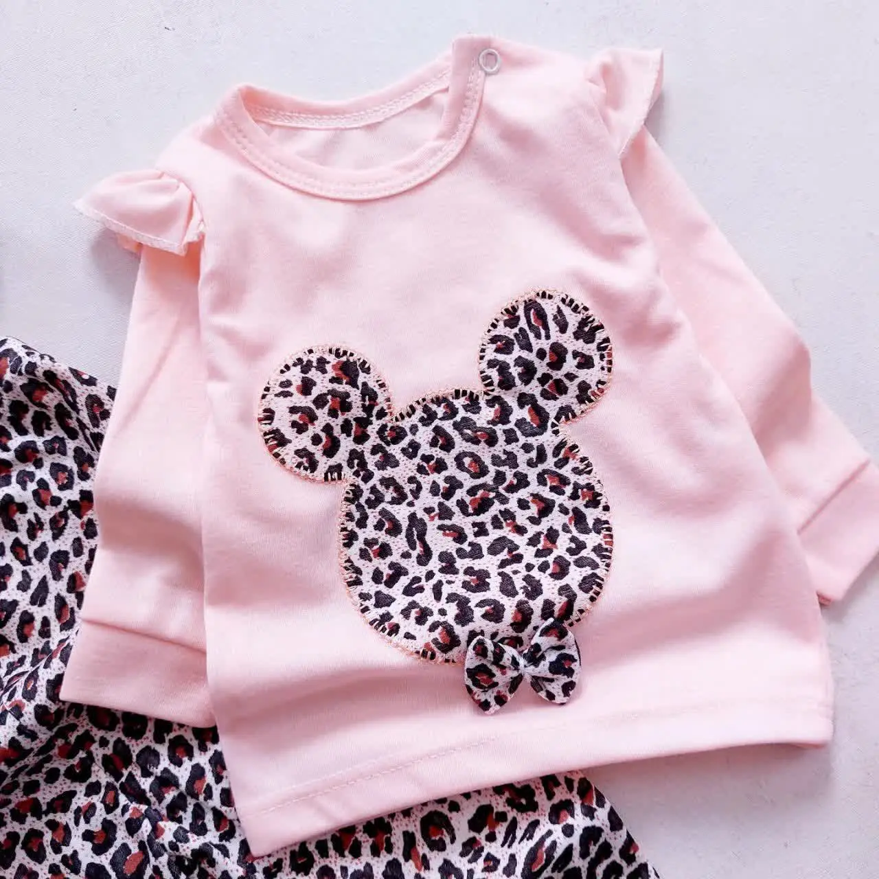 بلوز شلوار میکی پلنگی
