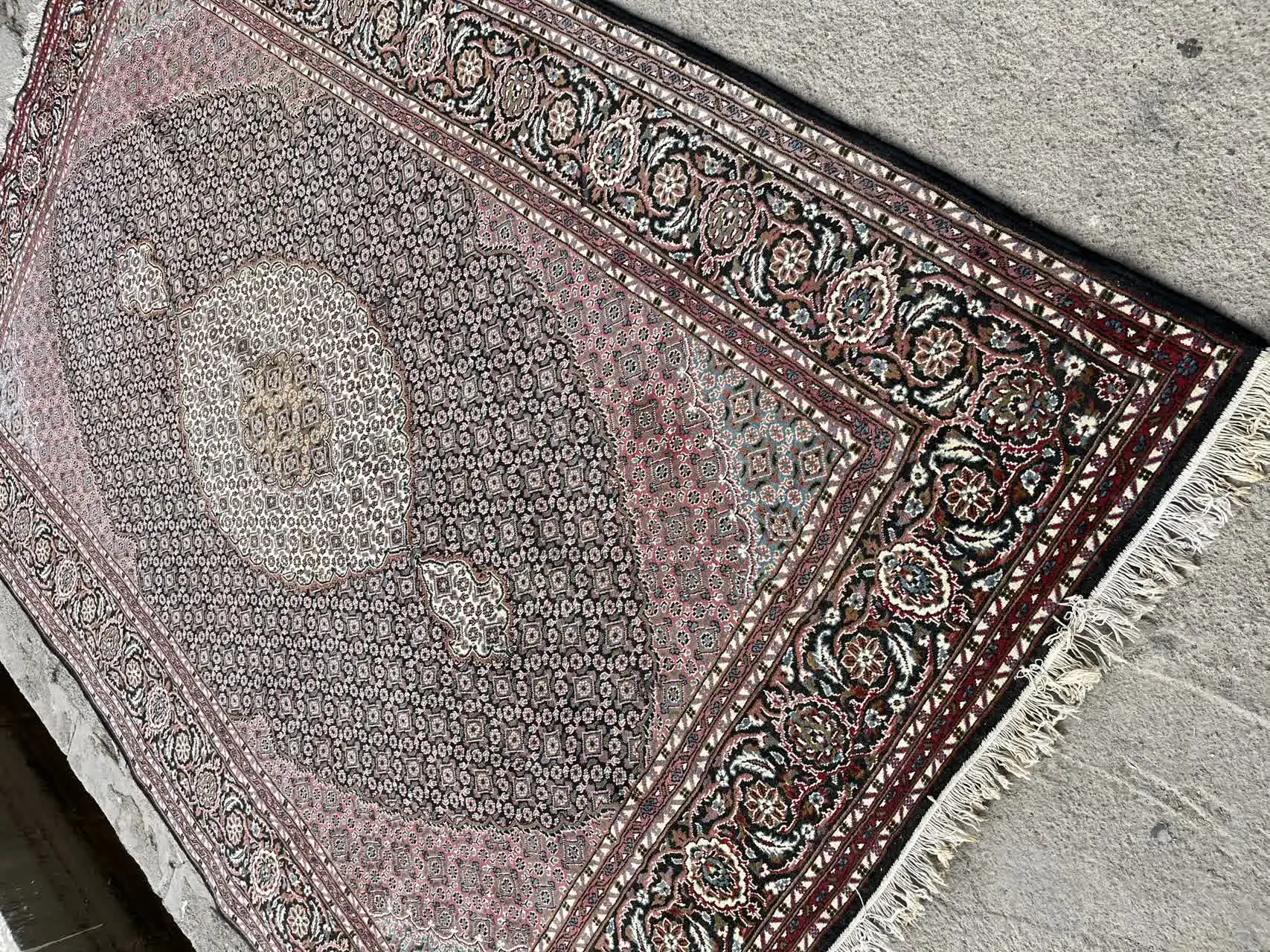 فرش ۶متری تمیز سالم خوش نقشه 
