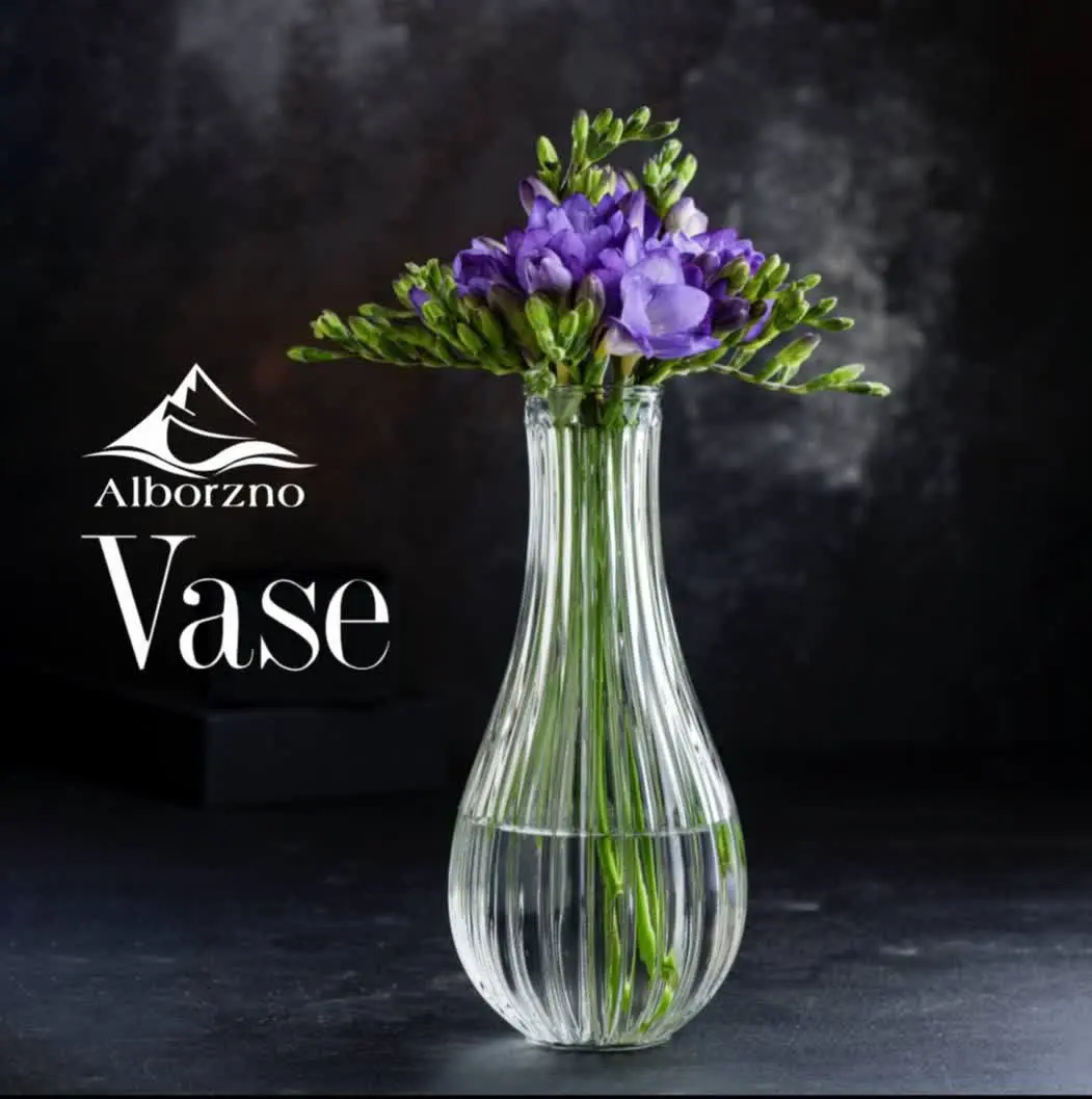 گلدان شیشه‌ای تیام مدل الماس
