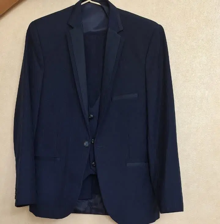 کت شلوار سرمه‌ای سایز۳۲
