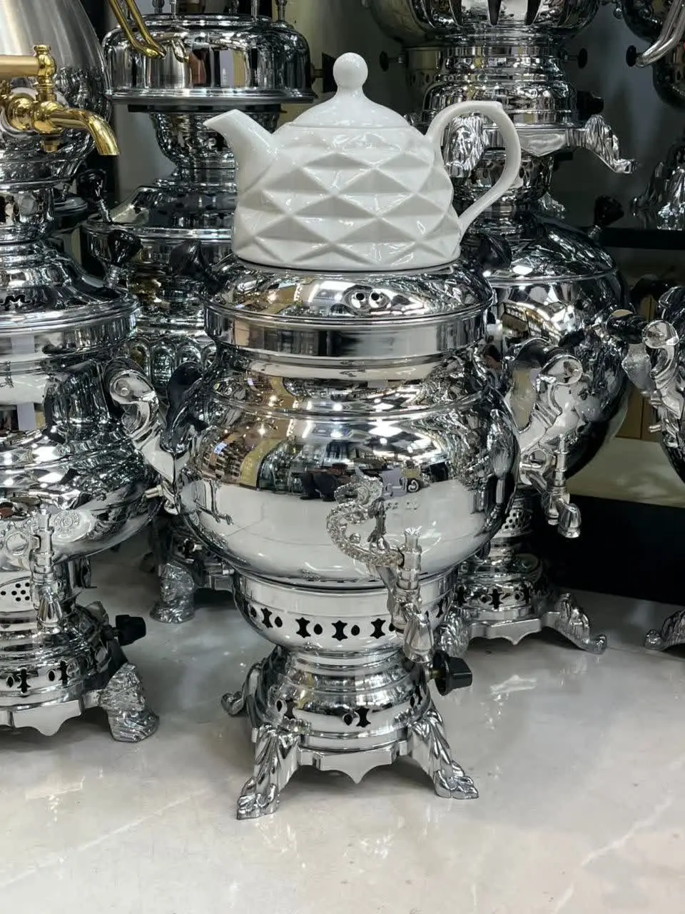 قیمت ویژه" ۶٫۴۰۰٫۰۰۰