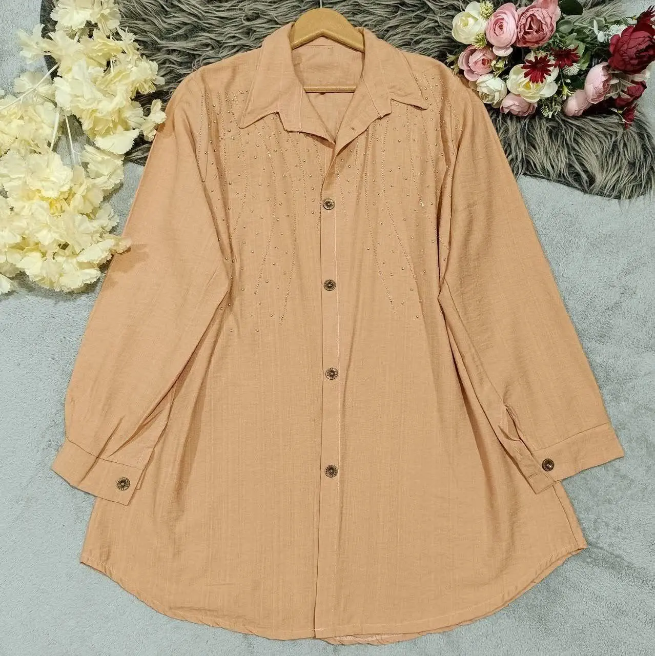 نام: شومیز مانتویی نگین دار نگار ۱۲۲۰
