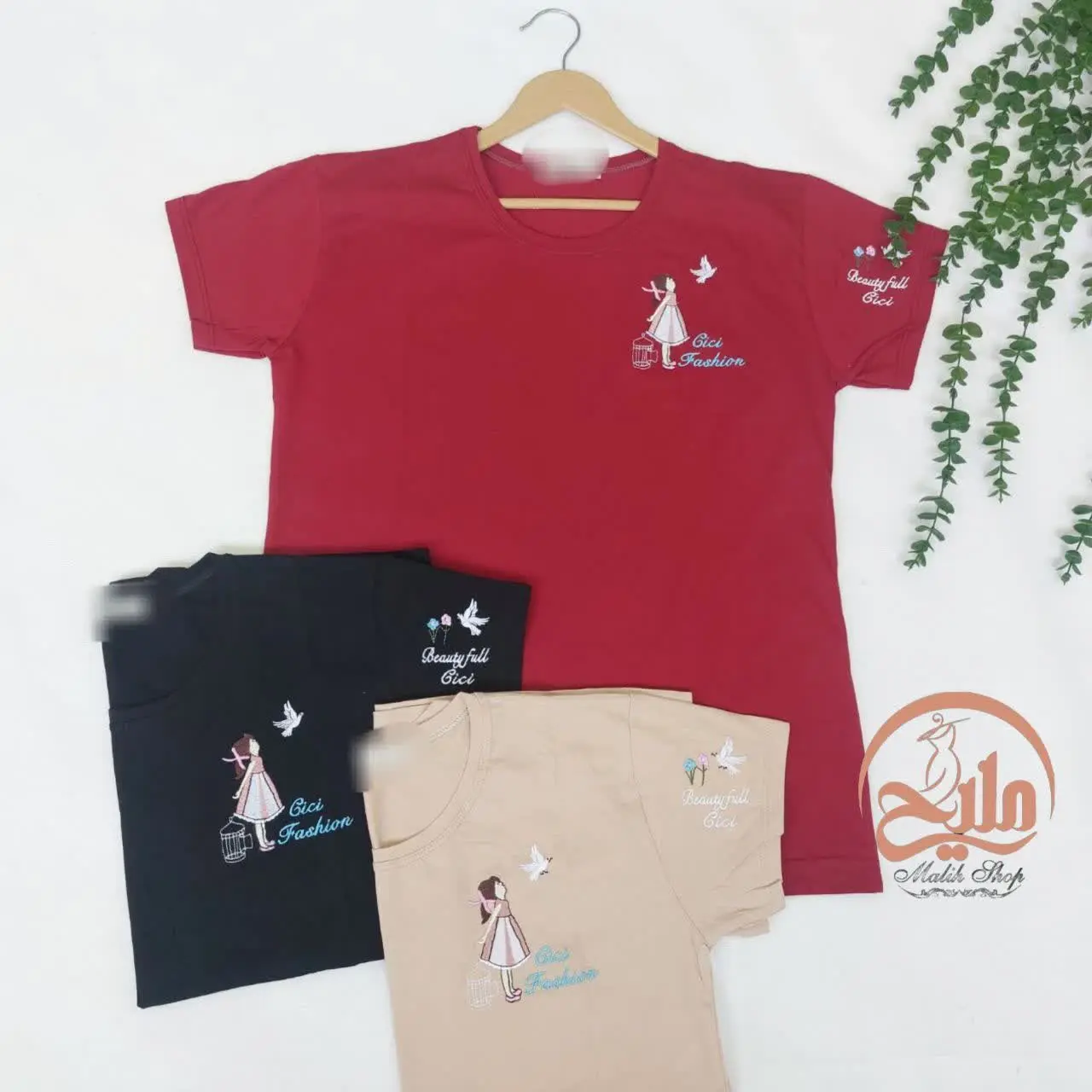 رنگ مشکی. کرم. کالباسی زرشک...