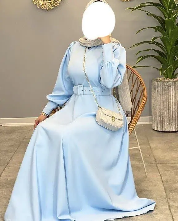 بی نظیرترین ماکسی مانتویی عمرتو قراره ازما بخری 😍از پارچه کم نذاشتیم و قد کارو بلند زدیم، حساااااابی دامنشو کلوش و قواره دار دوختیم که بهترین تنخور ارائه بدیم😌😎ازکیفیت و زیبایی و همه چی تموم