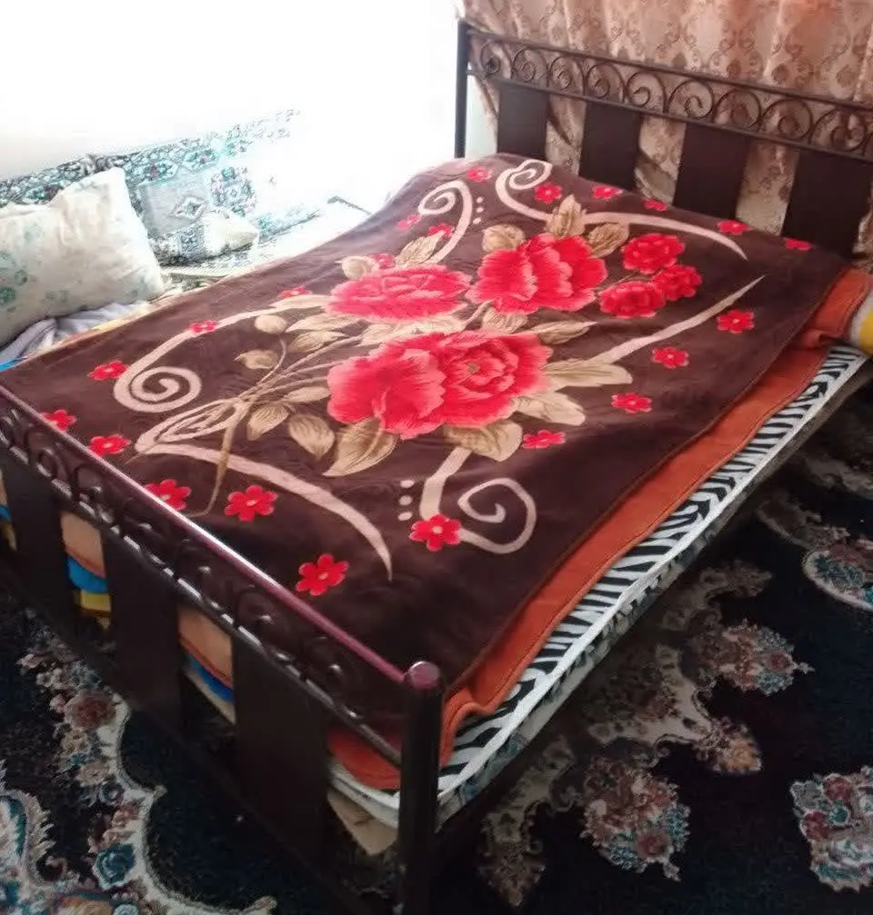 تخت دونفره فلزی همراه با کف...