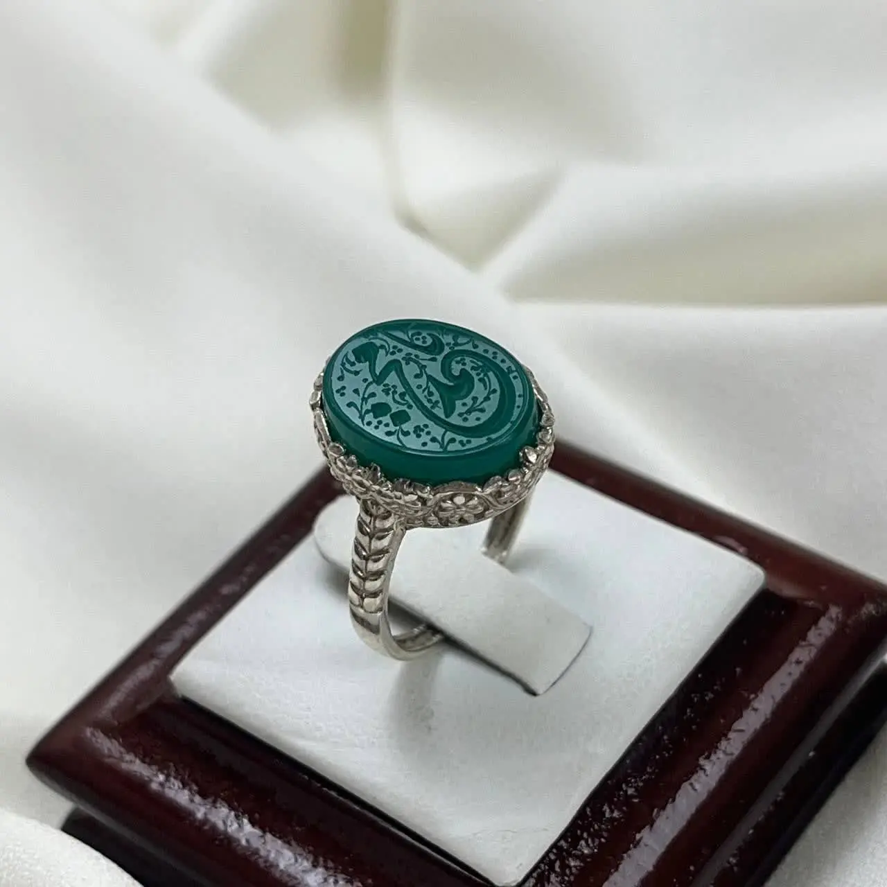 #انگشتر #نقره زنانه رکاب معروف و پر طرفدار گندمی
