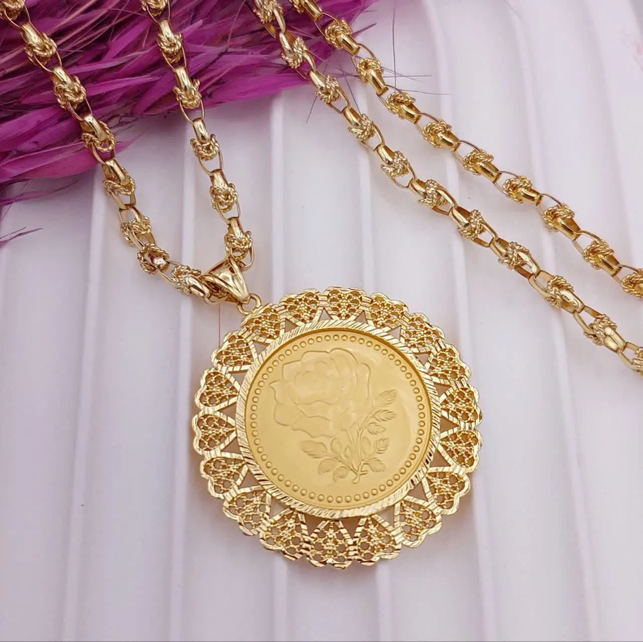 💎طلا فروش هم به طلا بودنش شک میکنه 😍
