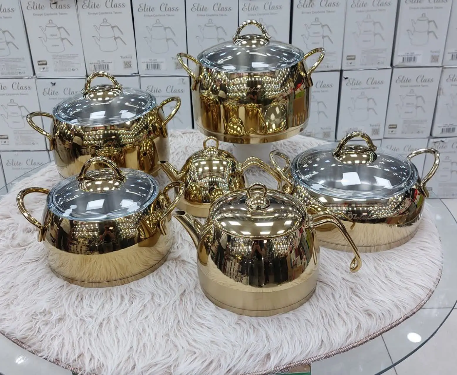 سرویس قابلمه ۸پارچه
