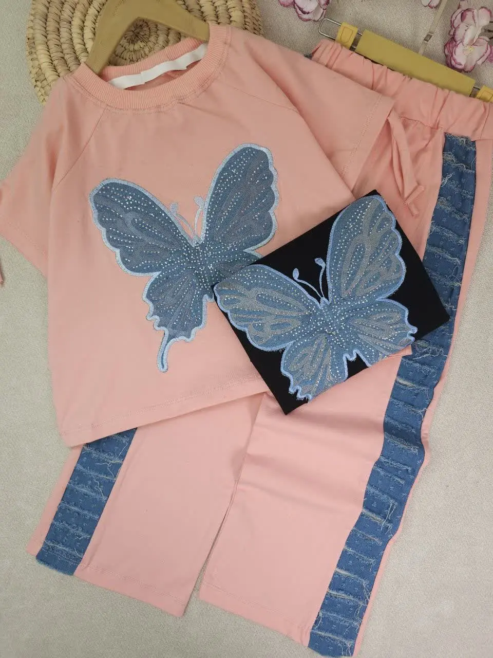 کراپ و شلوار دخترانه پروانه نگینی
