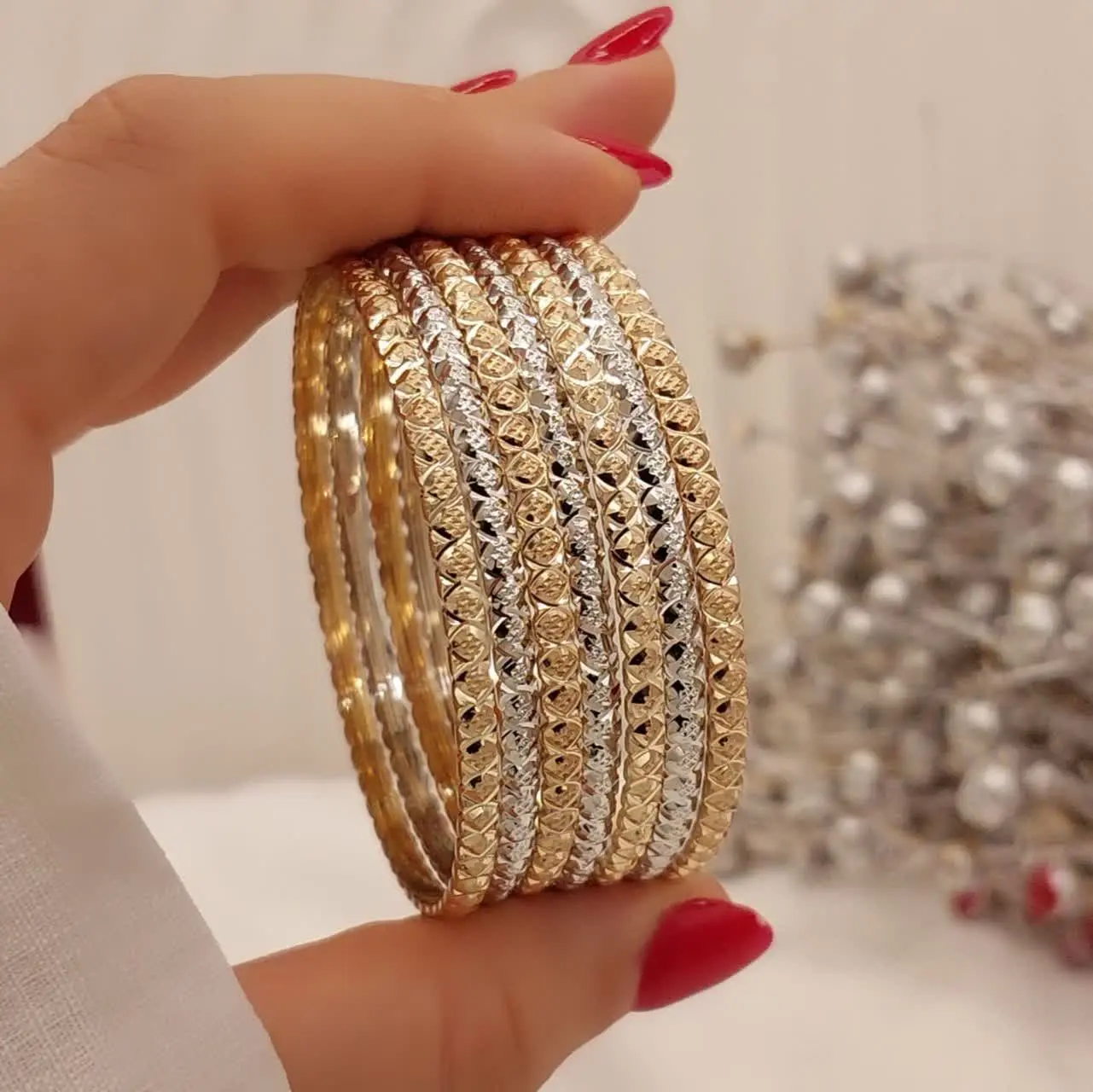 #النگو ۳میل طلا‌روس دورنگ جدید😍
