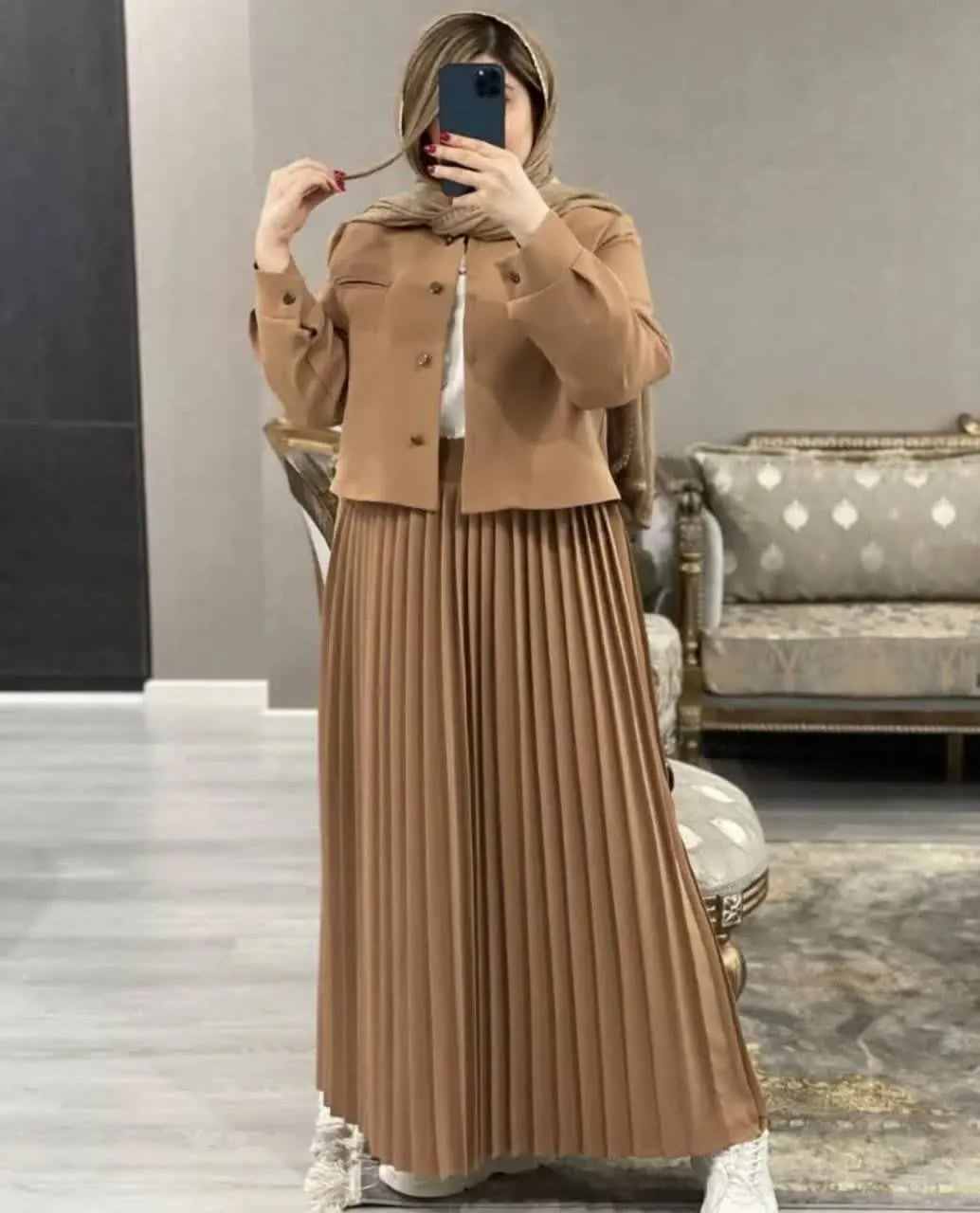 👚 نام: کت دامن پلیسه
